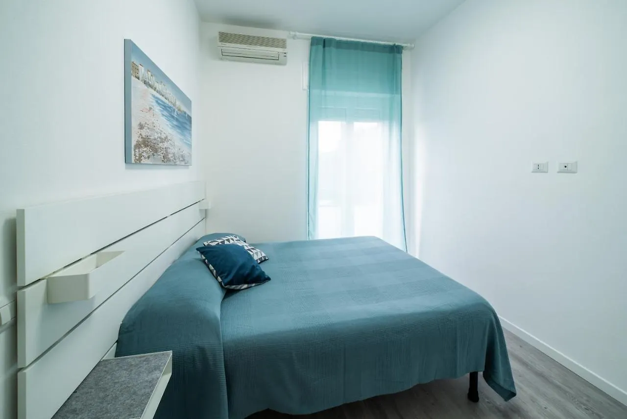 Centro Milano Marittima 2 Camere + Posto Auto Apartment