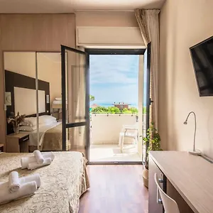 Baby Hotel